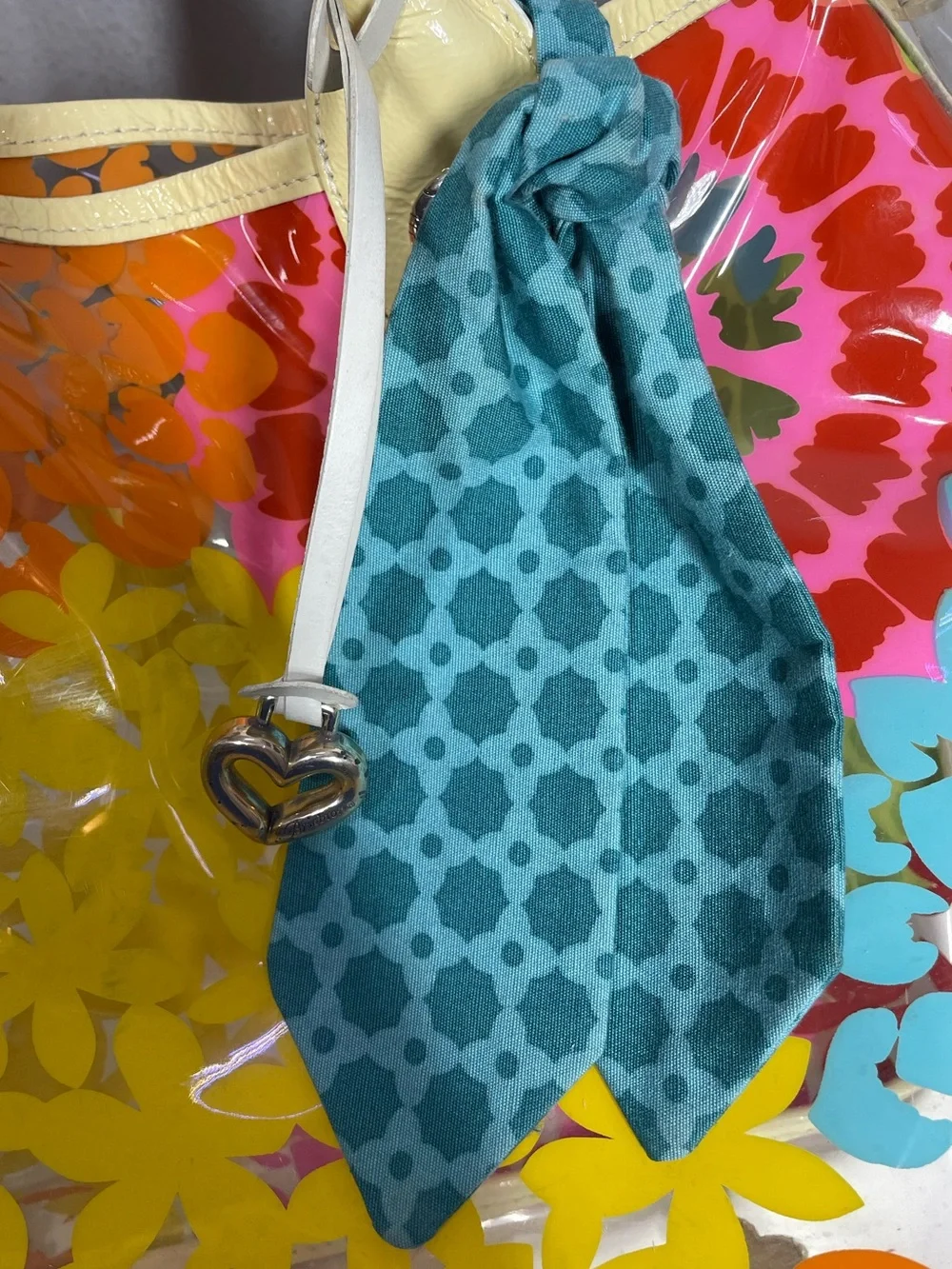 Brighton Petal Play Clear Tote Bag PVC Wipeable Vinyl Beach Floral w/accessories